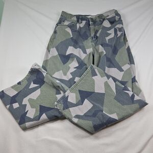 Girls opshop Moto Bell Bottom, Wide Legs Camouflage Jeans